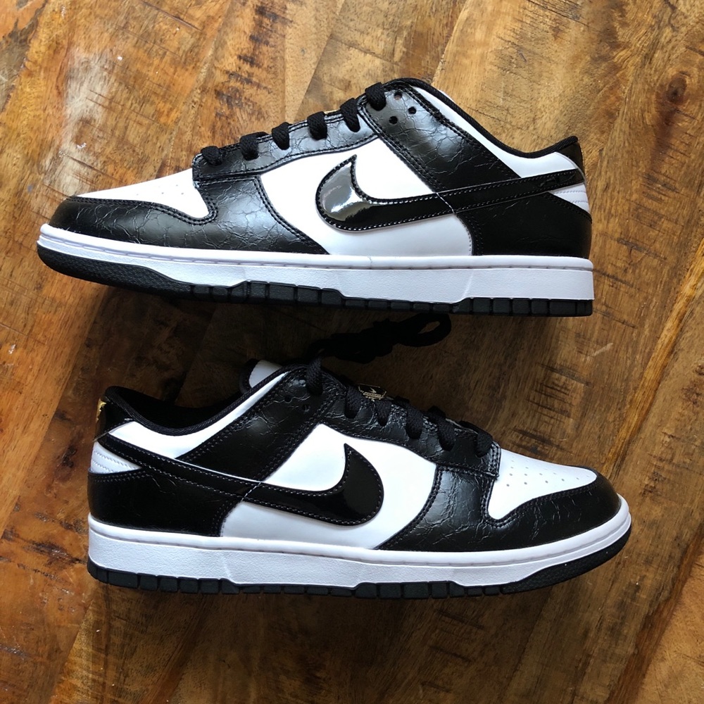 Nike Dunk Low Retro SE - World Champs